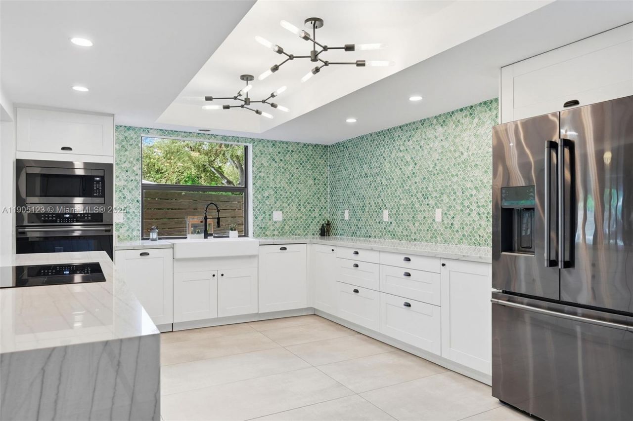 9200 NE 12th Ave, Miami Shores, FL 33138 Photo