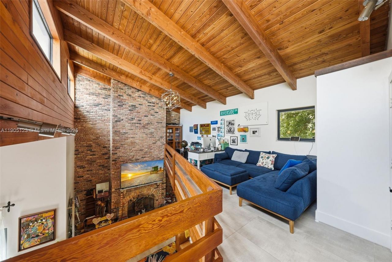 9200 NE 12th Ave, Miami Shores, FL 33138 Photo