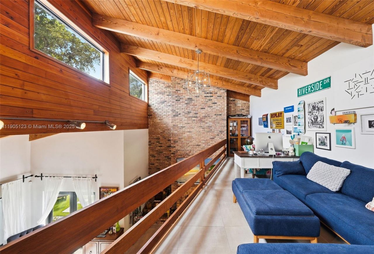 9200 NE 12th Ave, Miami Shores, FL 33138 Photo