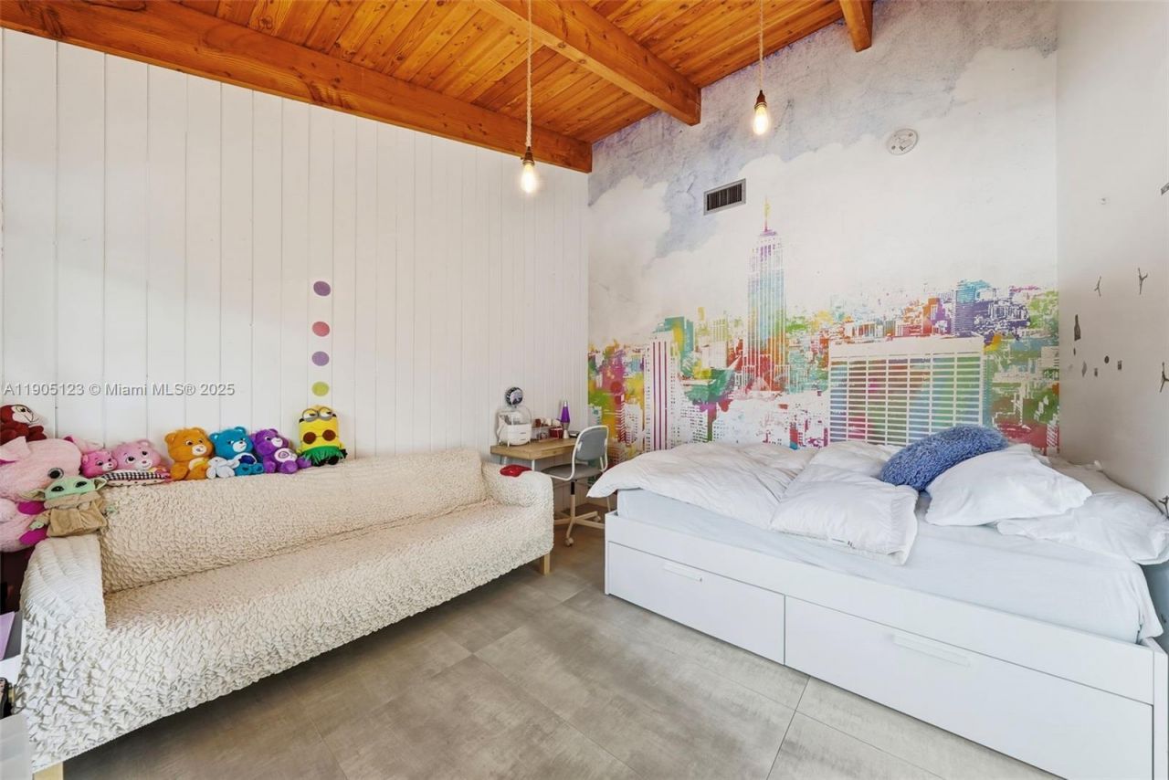 9200 NE 12th Ave, Miami Shores, FL 33138 Photo