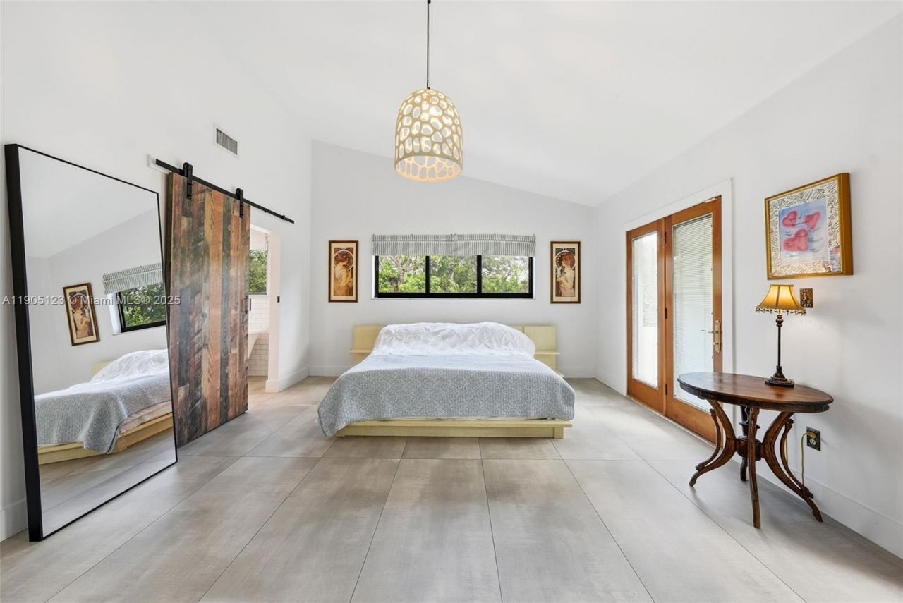 9200 NE 12th Ave, Miami Shores, FL 33138 Photo