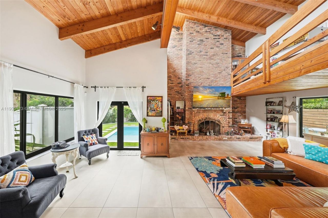 9200 NE 12th Ave, Miami Shores, FL 33138 Photo