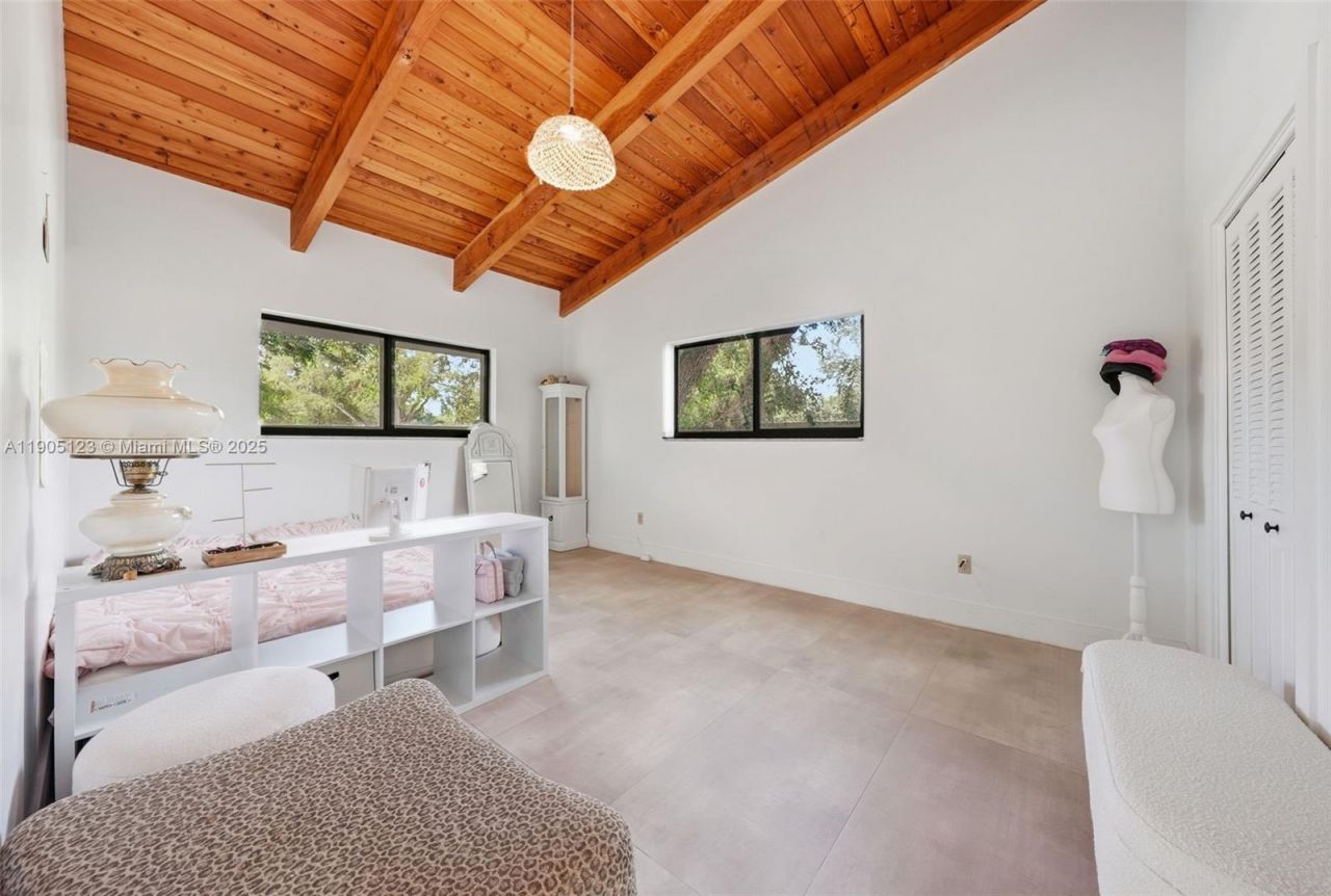 9200 NE 12th Ave, Miami Shores, FL 33138 Photo