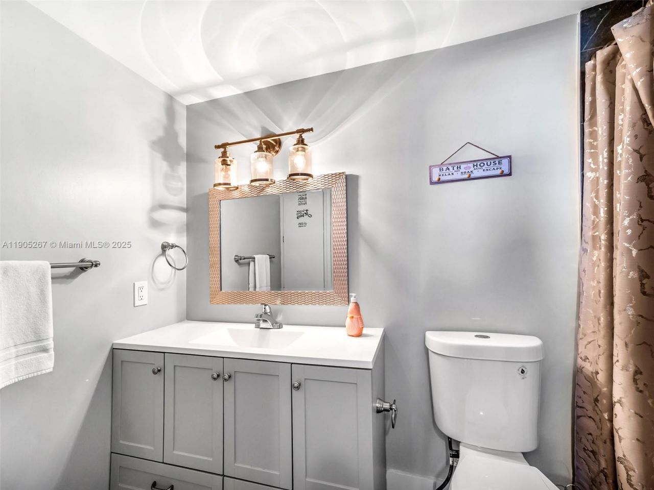 3800 Hillcrest Dr, Unit 907, Hollywood, FL 33021 Photo