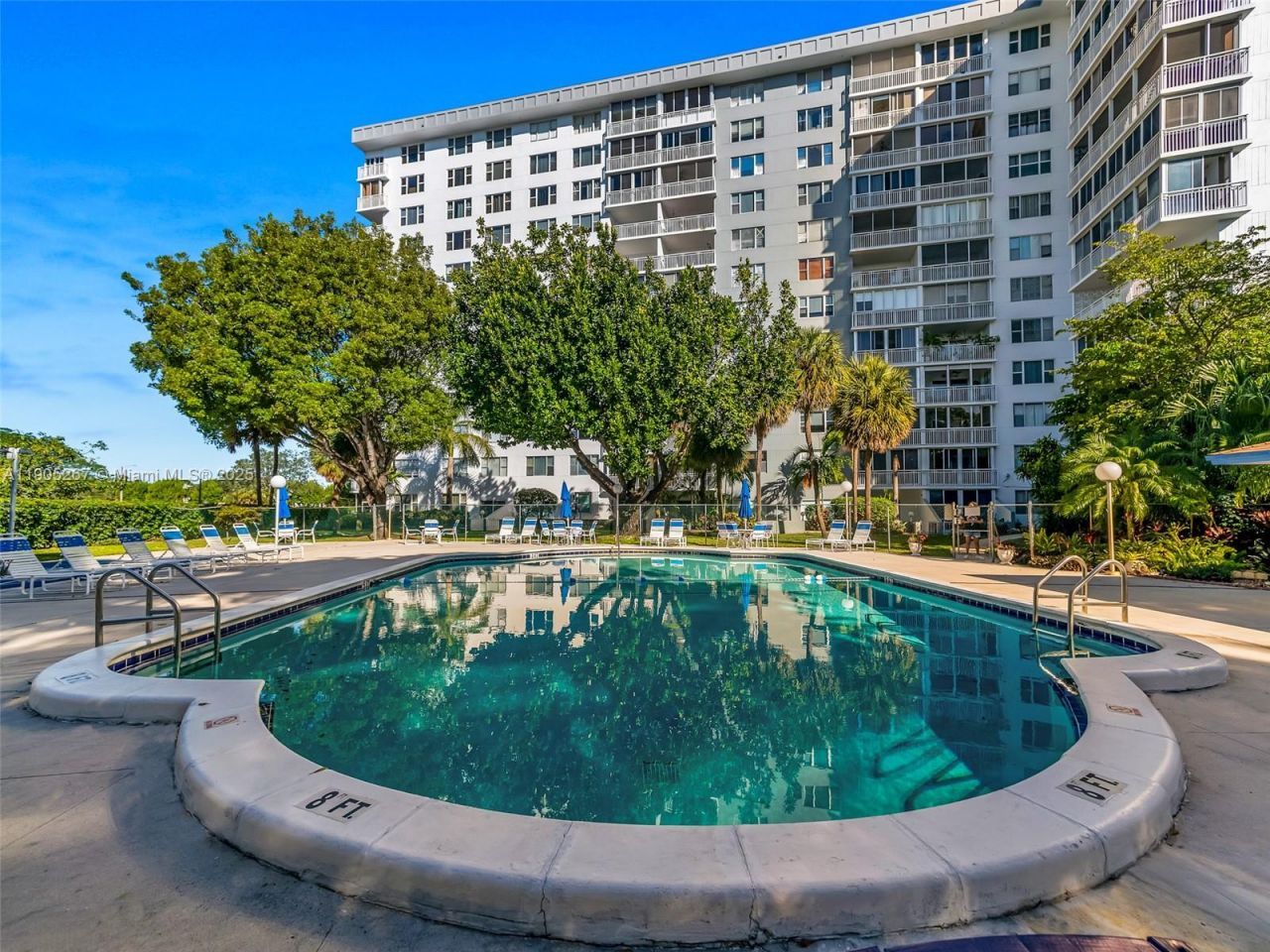 3800 Hillcrest Dr, Unit 907, Hollywood, FL 33021 Photo