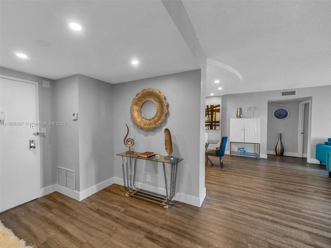 3800 Hillcrest Dr, Unit 907, Hollywood, FL 33021 Photo