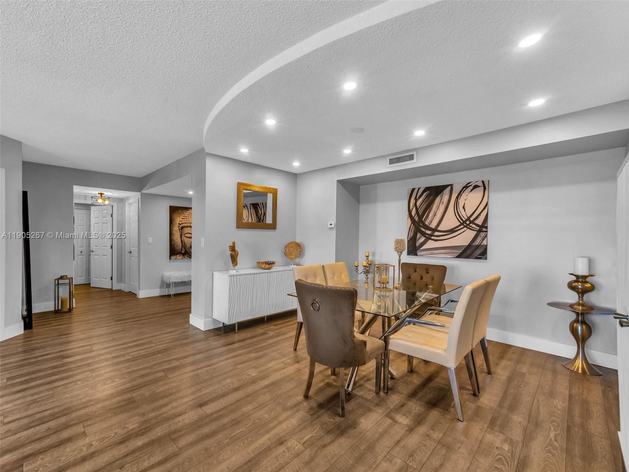 3800 Hillcrest Dr, Unit 907, Hollywood, FL 33021 Photo