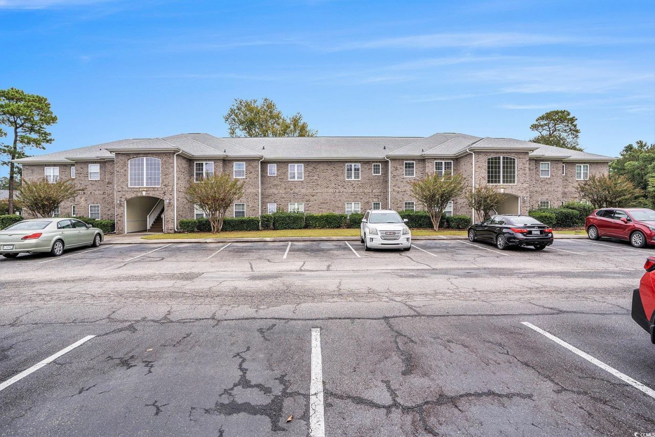 100 Willow Greens Dr. Photo 1