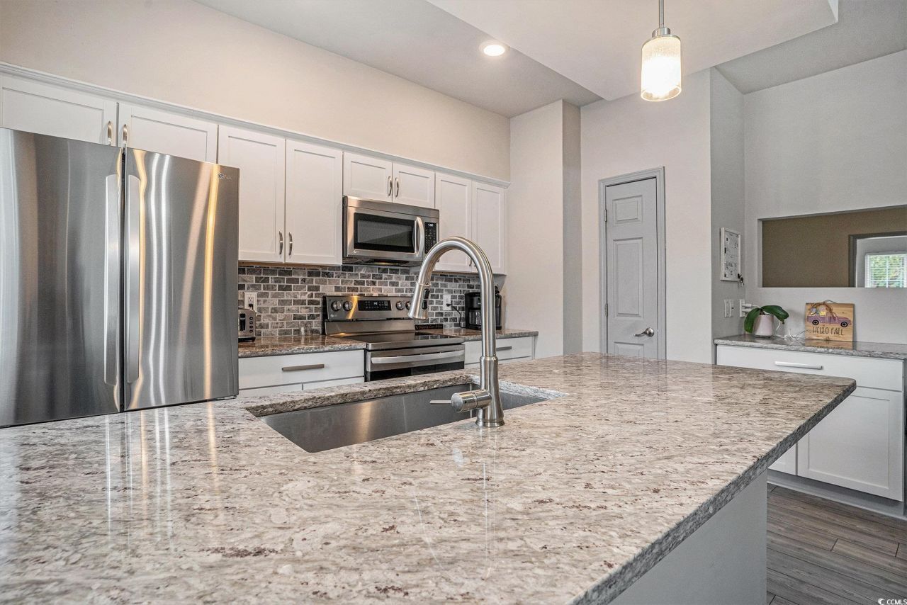 100 Willow Greens Dr. Photo 15