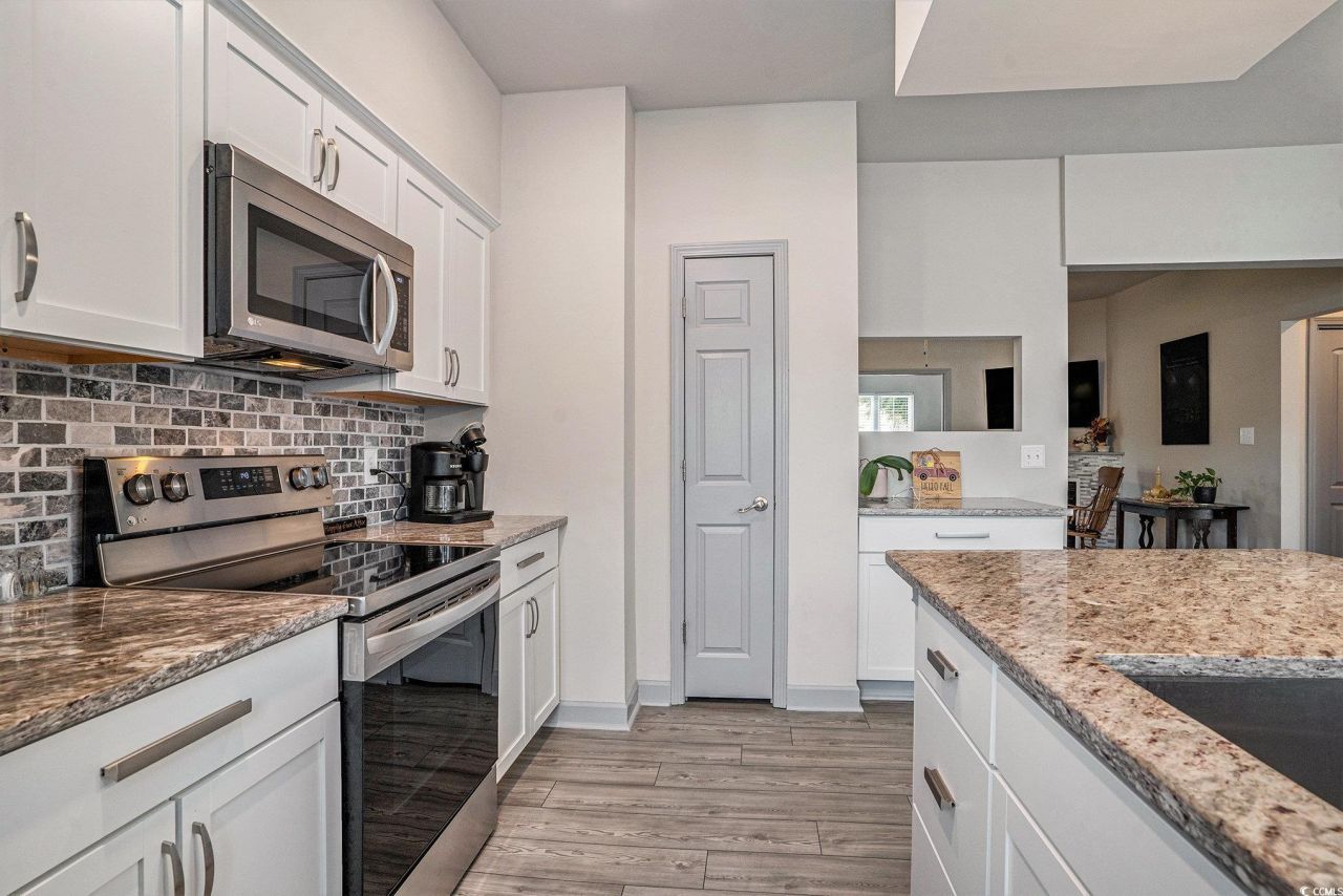 100 Willow Greens Dr. Photo 16