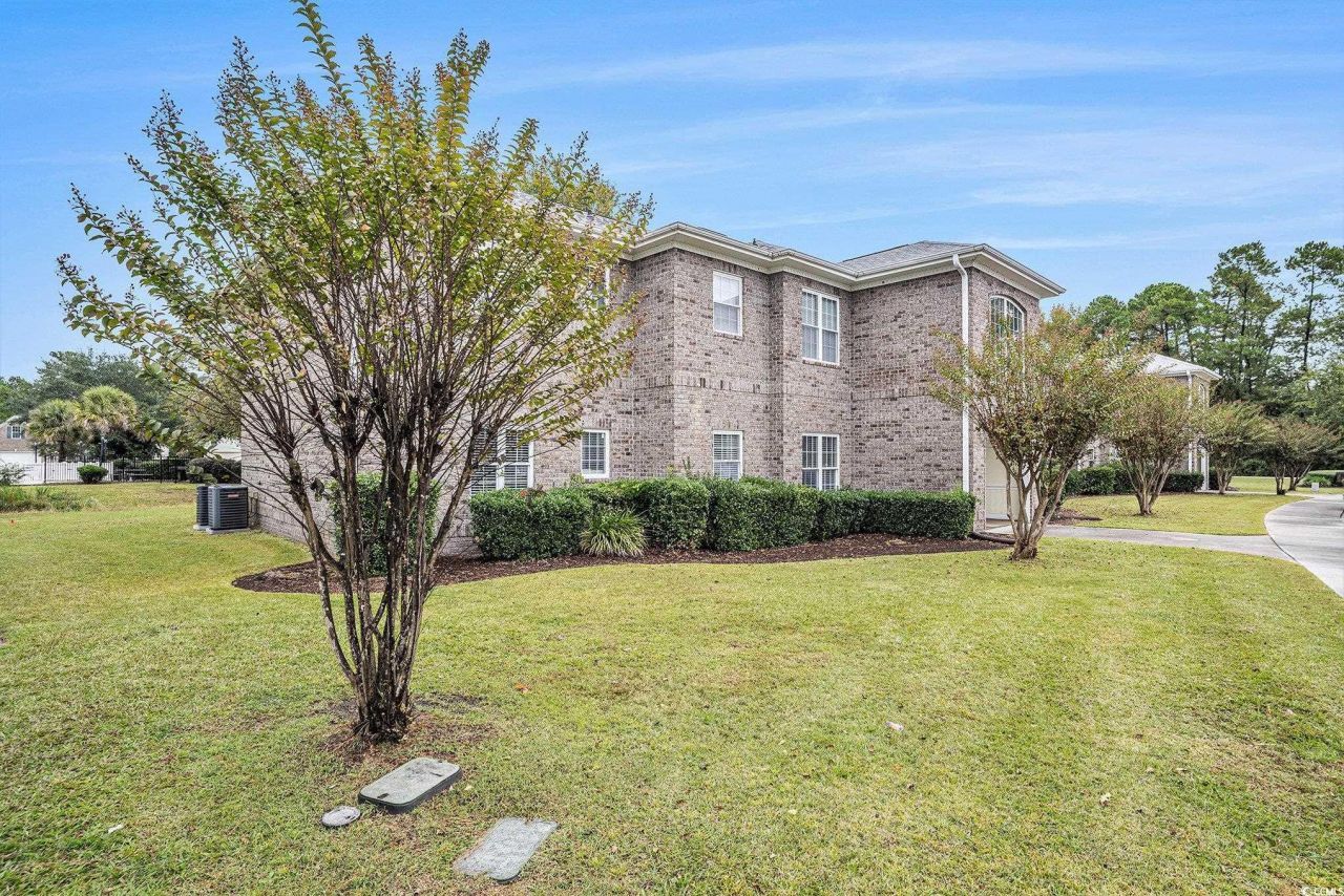 100 Willow Greens Dr. Photo 2