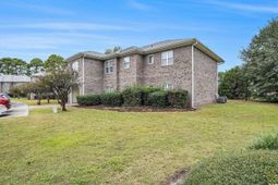 100 Willow Greens Dr. photo 4