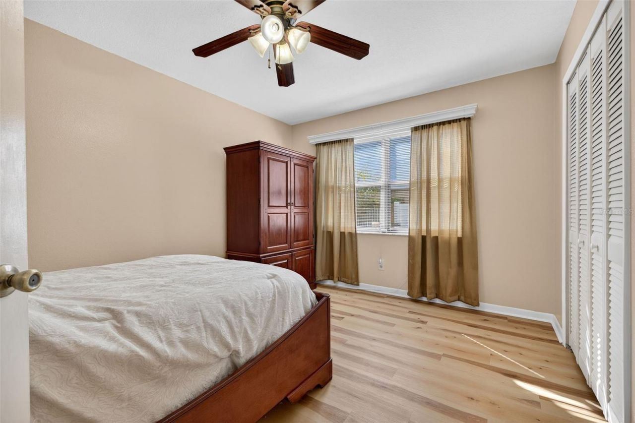 7016 2nd Street N, Saint Petersburg, FL 33702 Photo