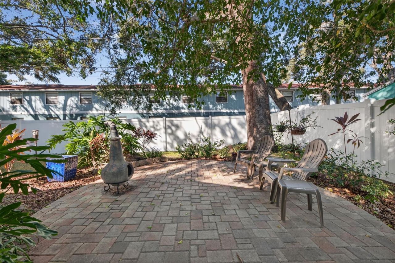 7016 2nd Street N, Saint Petersburg, FL 33702 Photo