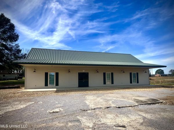 7094 Ms Hwy 584, Osyka, MS 39657