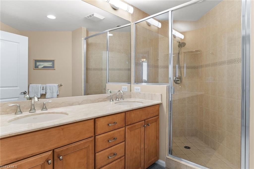 5793 Cape Harbour Dr, Unit 1019, Cape Coral, FL 33914 Photo