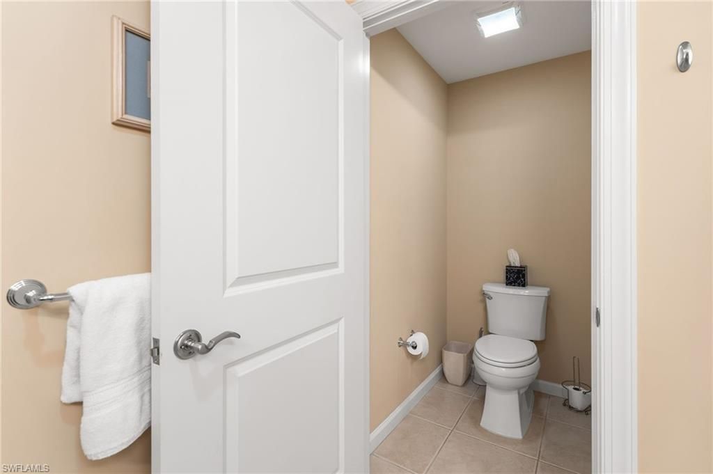 5793 Cape Harbour Dr, Unit 1019, Cape Coral, FL 33914 Photo