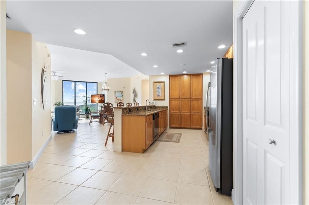 5793 Cape Harbour Dr, Unit 1019, Cape Coral, FL 33914 Photo