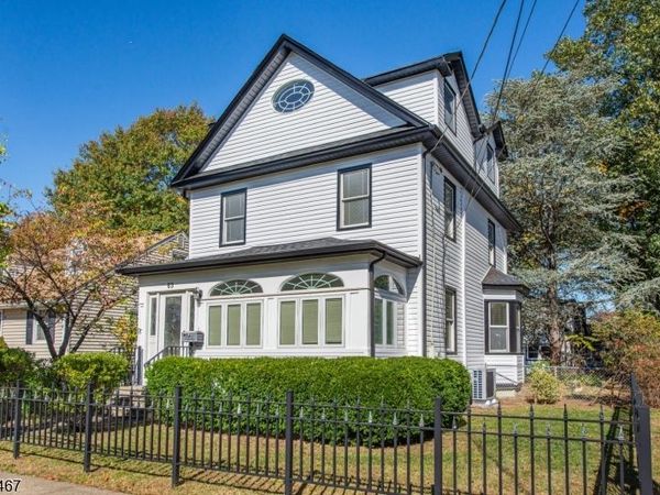 69 W Hanover Ave, Morris Plains, NJ 07950