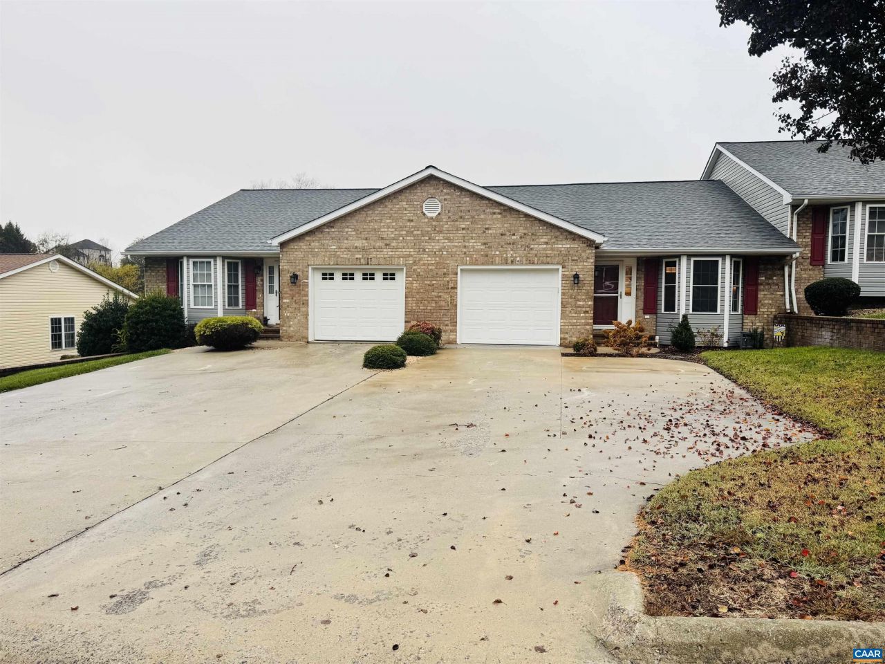 30 New Brunswick Rd, Fishersville, VA 22939 Main Photo