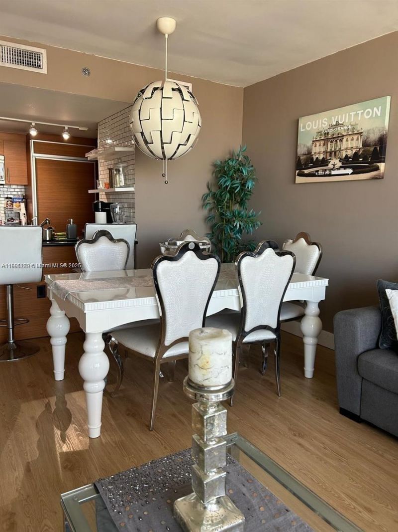 50 Biscayne Blvd, Unit 4607, Miami, FL 33132 Photo