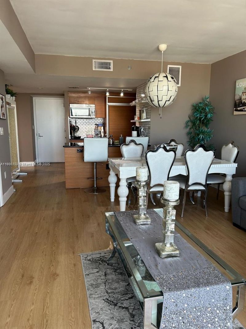 50 Biscayne Blvd, Unit 4607, Miami, FL 33132 Photo