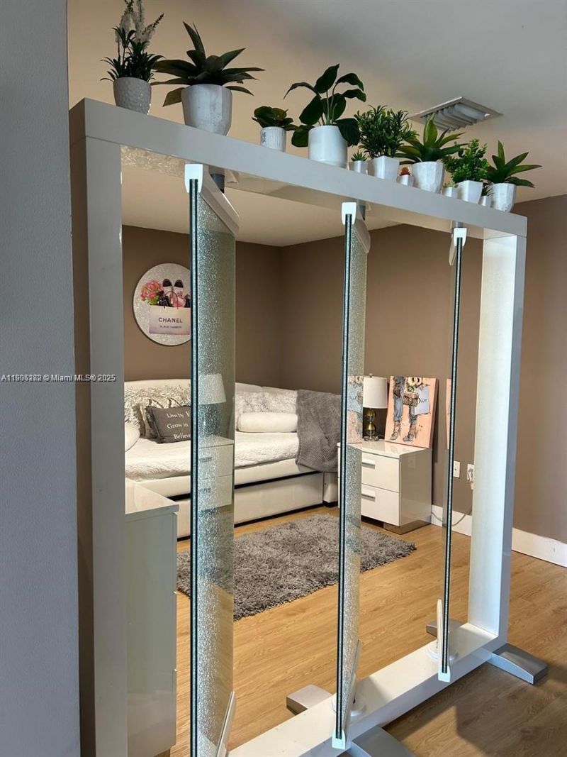 50 Biscayne Blvd, Unit 4607, Miami, FL 33132 Photo