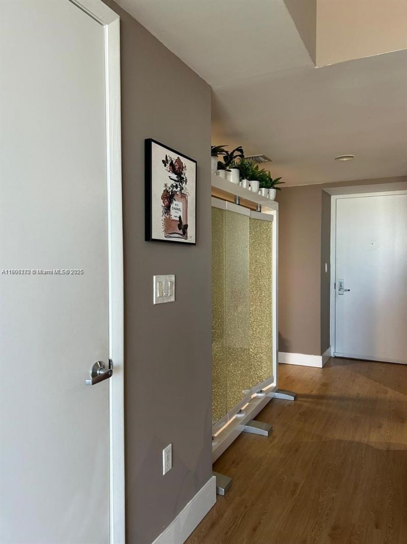 50 Biscayne Blvd, Unit 4607, Miami, FL 33132 Photo