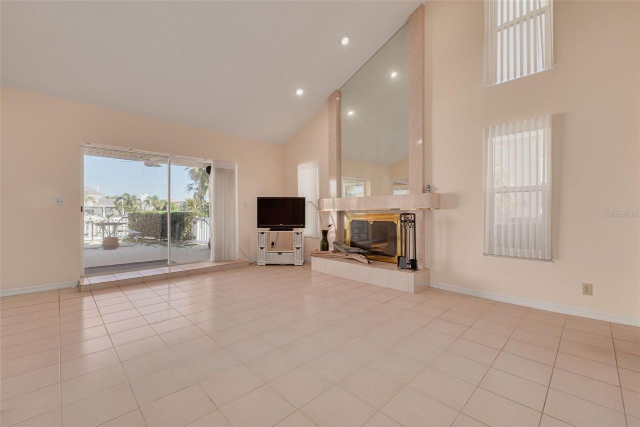 4927 62nd Avenue S, Saint Petersburg, FL 33715 Photo