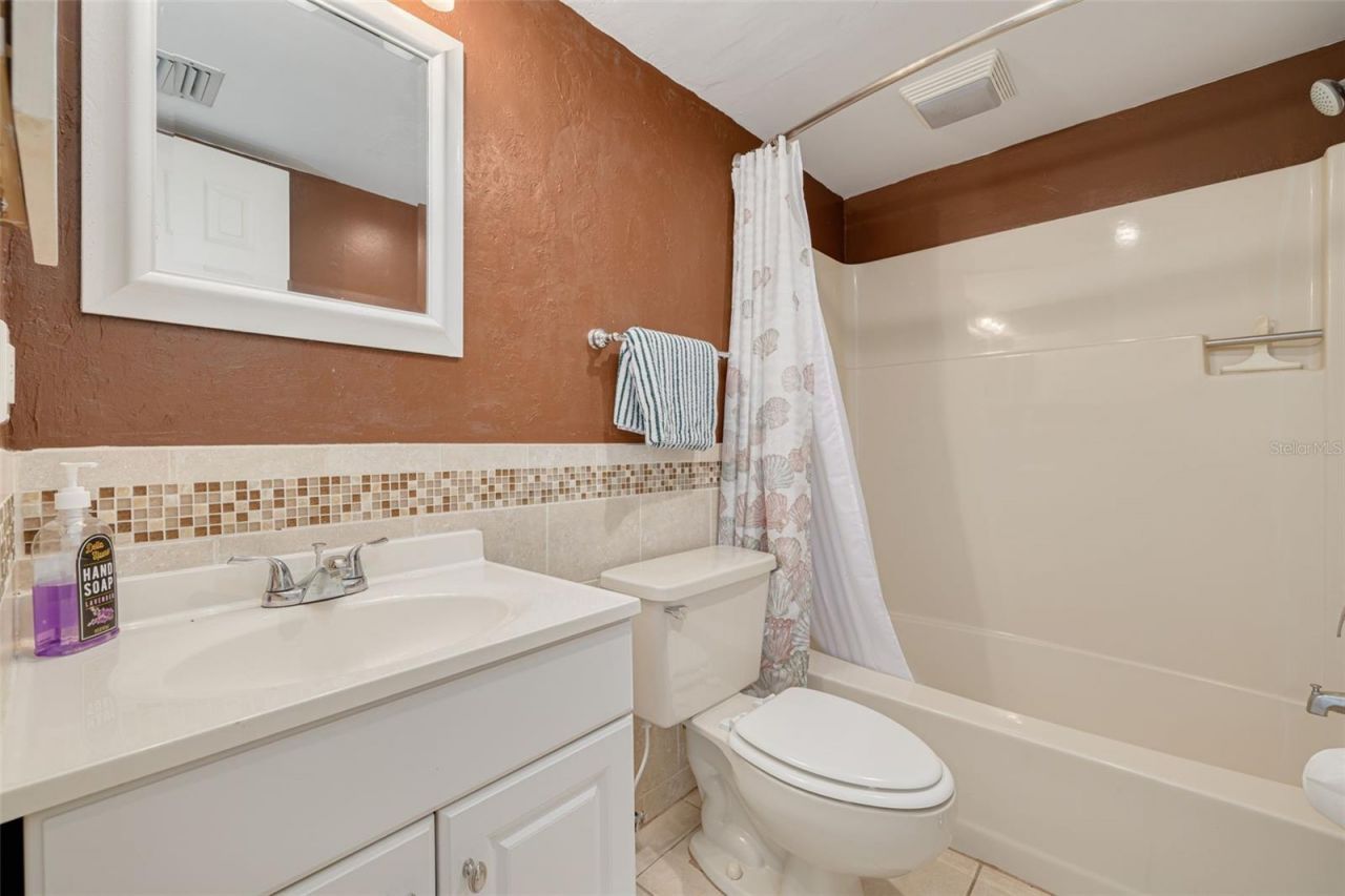 4927 62nd Avenue S, Saint Petersburg, FL 33715 Photo