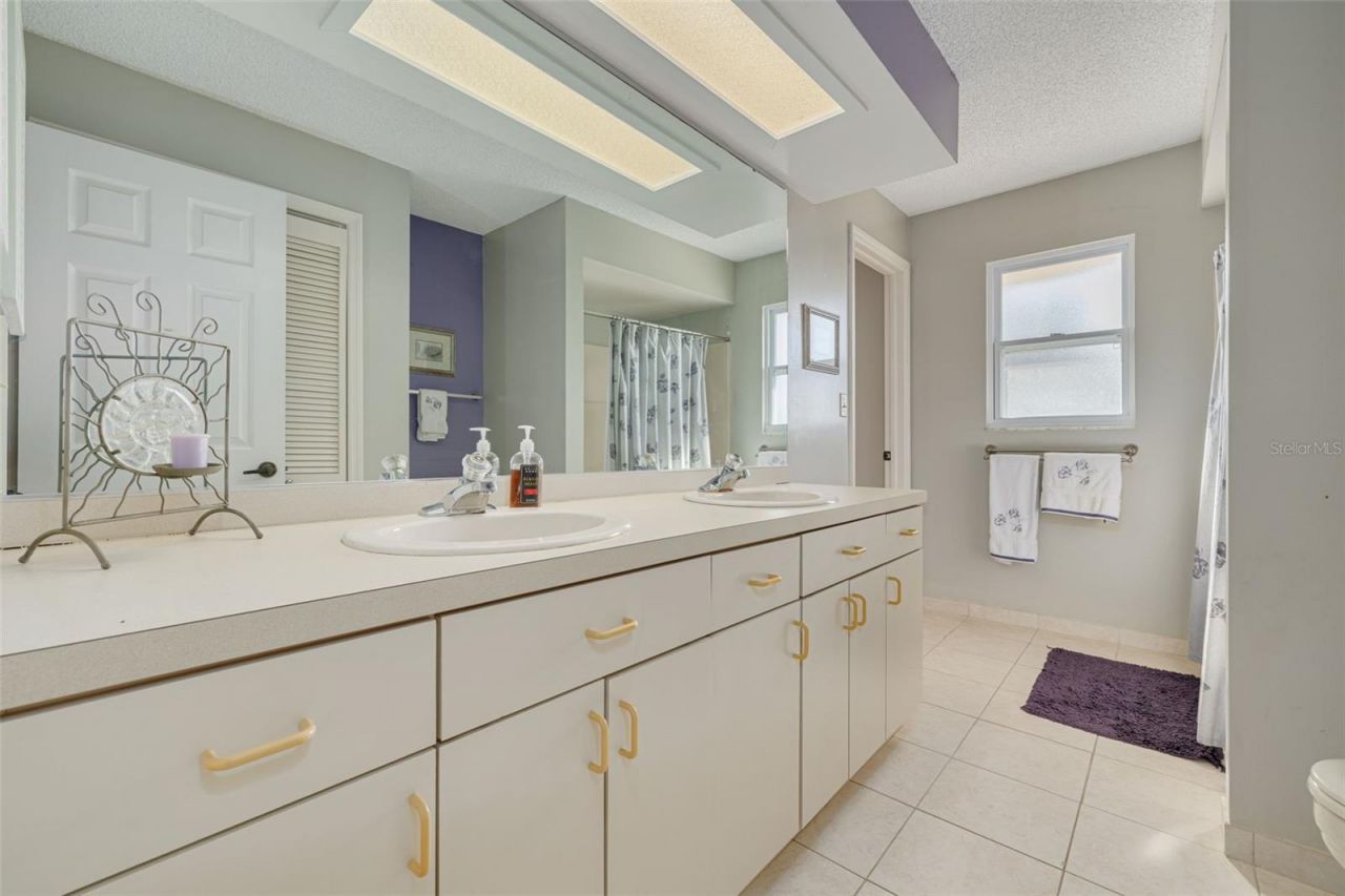 4927 62nd Avenue S, Saint Petersburg, FL 33715 Photo