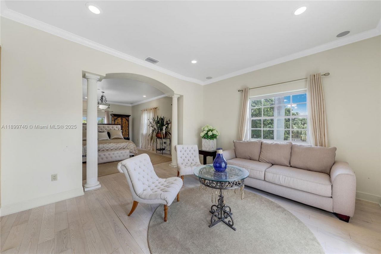 19504 SW 135th Ct, Miami, FL 33177 Photo