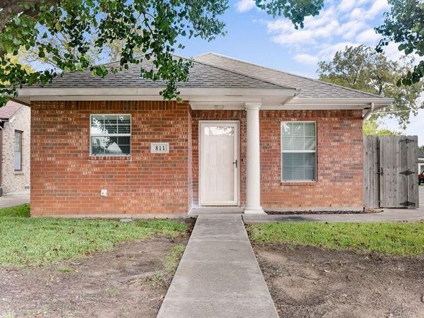 811 W Woodard Street, Denison, TX 75020