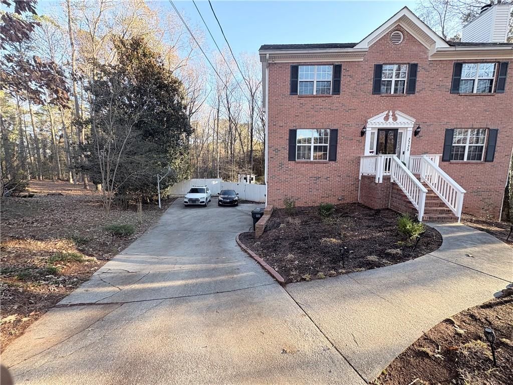 3735 Warwick Way, Snellville, GA 30039 Main Photo