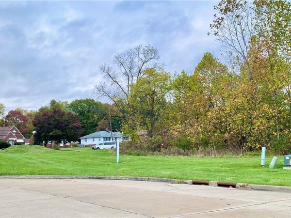 SL15 Rocky Top Court, Maple Heights, OH 44137