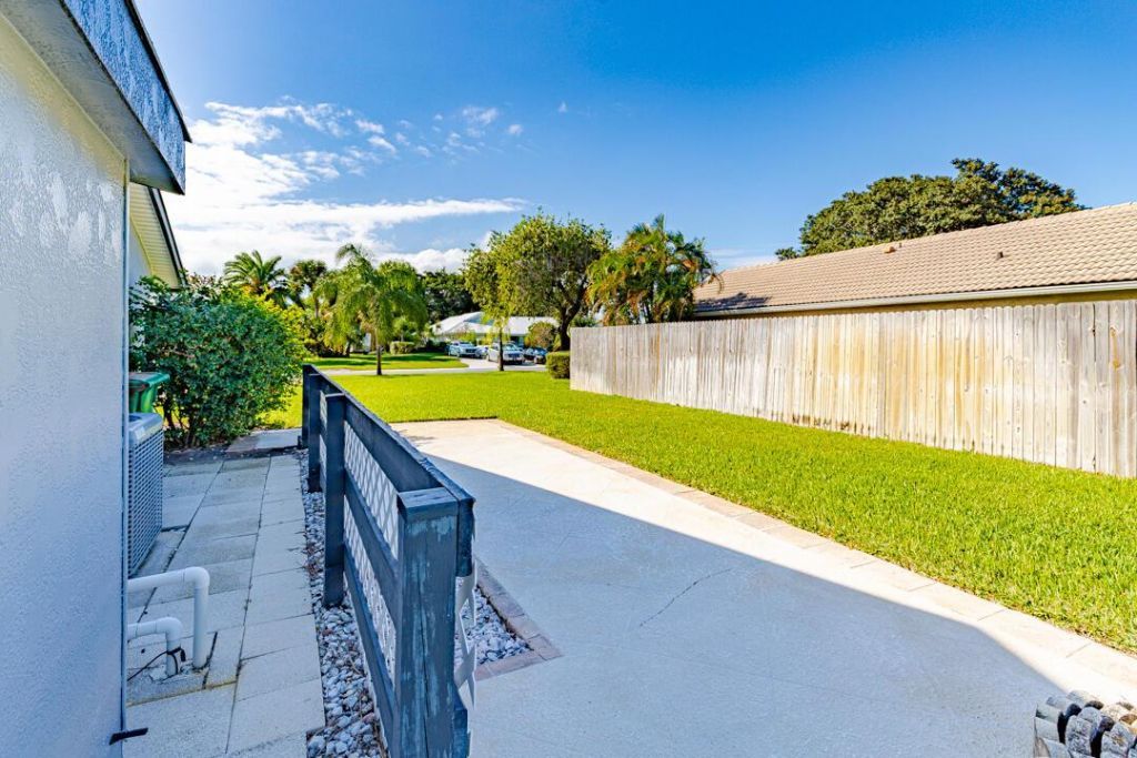 2473 SE Drayton Road, Port Saint Lucie, FL 34952 Photo