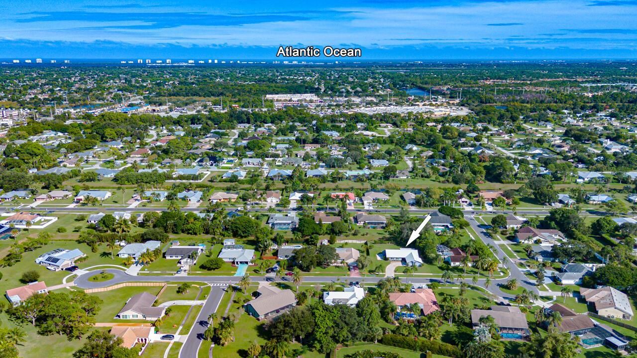 2473 SE Drayton Road, Port Saint Lucie, FL 34952 Photo