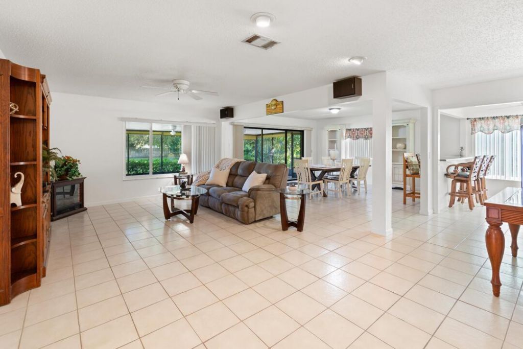 2473 SE Drayton Road, Port Saint Lucie, FL 34952 Photo