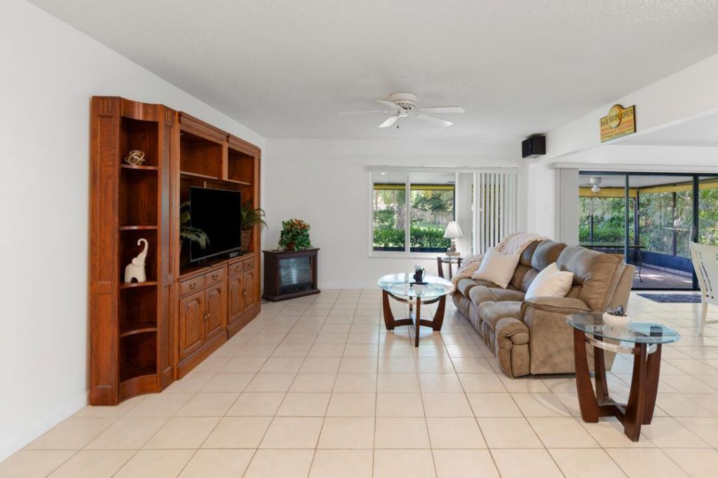 2473 SE Drayton Road, Port Saint Lucie, FL 34952 Photo