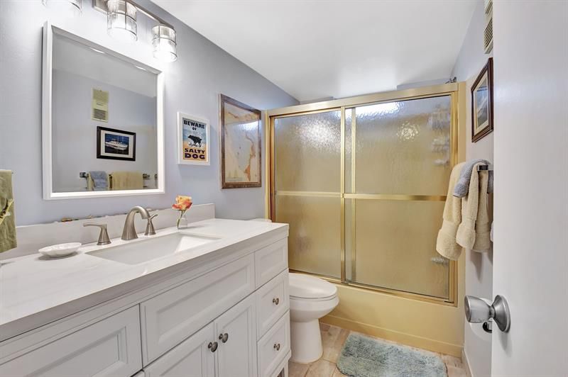 2615 NE 3rd Ct, Unit 301, Boynton Beach, FL 33435 Photo