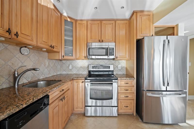 1839 Middle River Drive, Unit 503, Fort Lauderdale, FL 33305 Photo