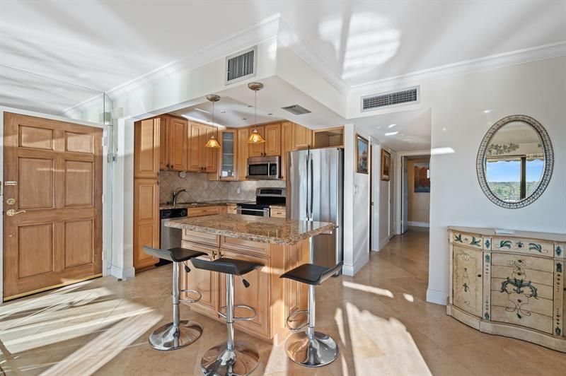 1839 Middle River Drive, Unit 503, Fort Lauderdale, FL 33305 Photo