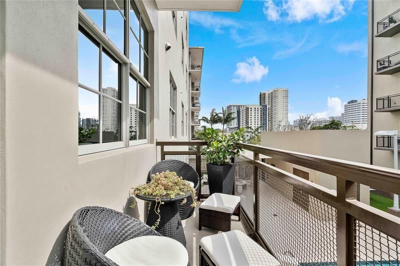 411 NW 1st Ave, Unit 303, Fort Lauderdale, FL 33301 Photo