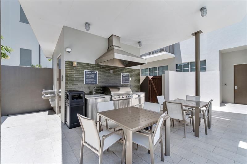 411 NW 1st Ave, Unit 303, Fort Lauderdale, FL 33301 Photo