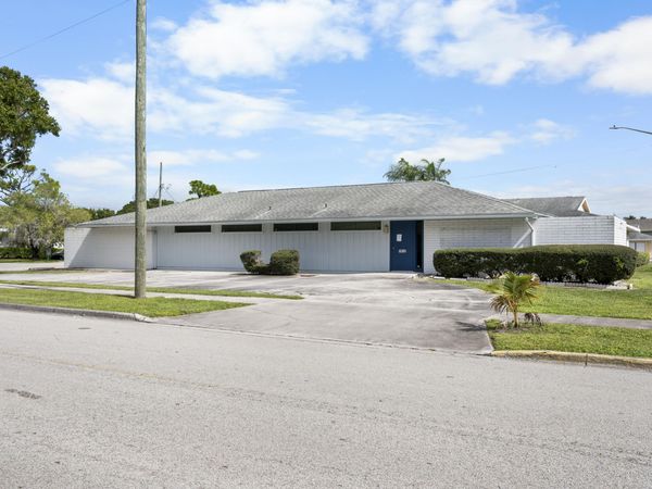 1900 Nebraska Avenue, Fort Pierce, FL 34950