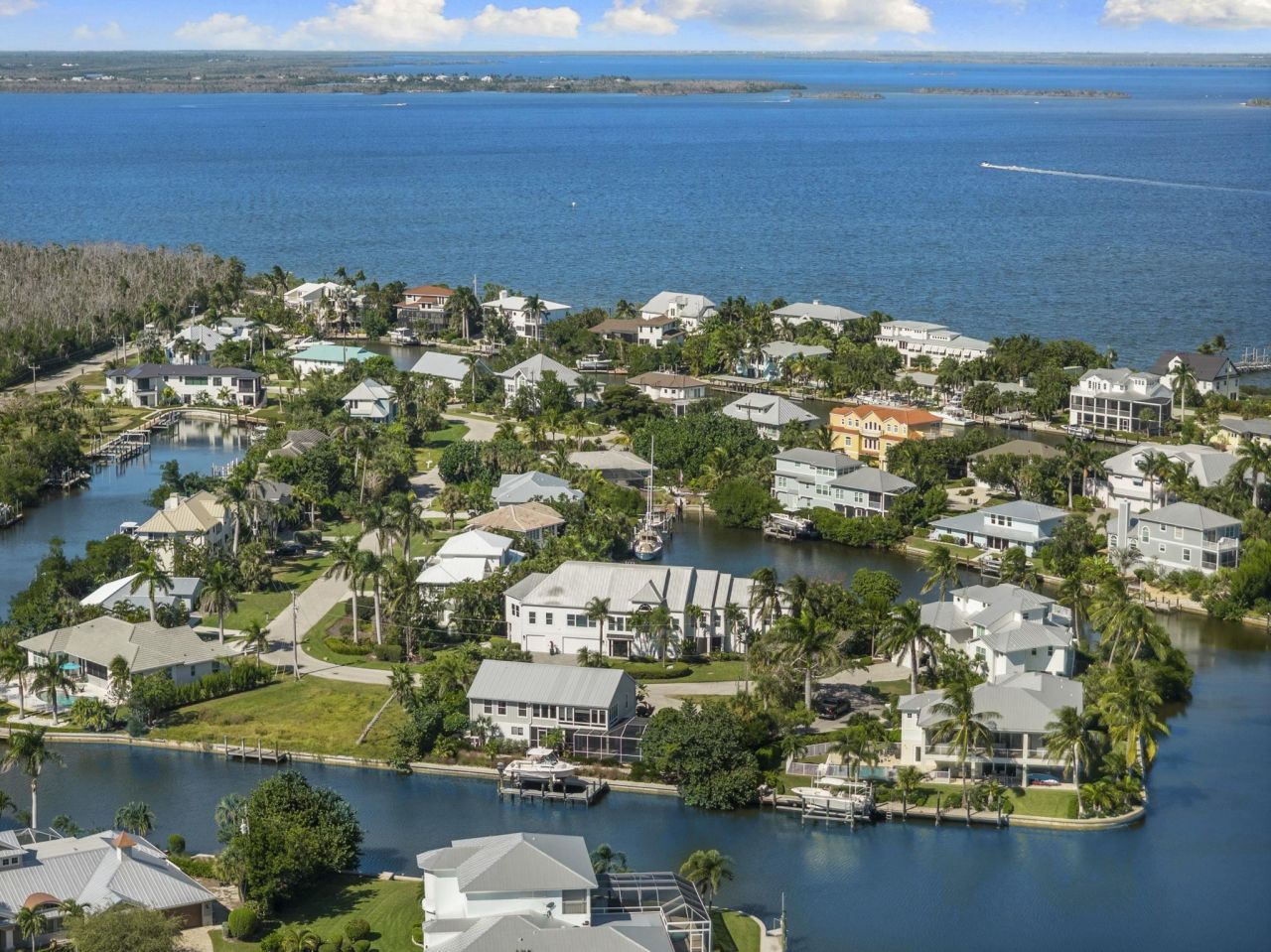 1730 Jewel Box Dr, Sanibel, FL 33957 Photo