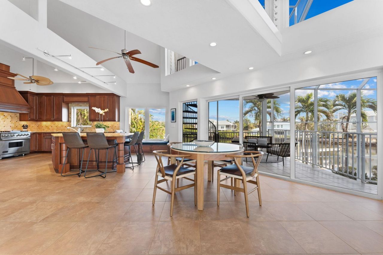 1730 Jewel Box Dr, Sanibel, FL 33957 Photo