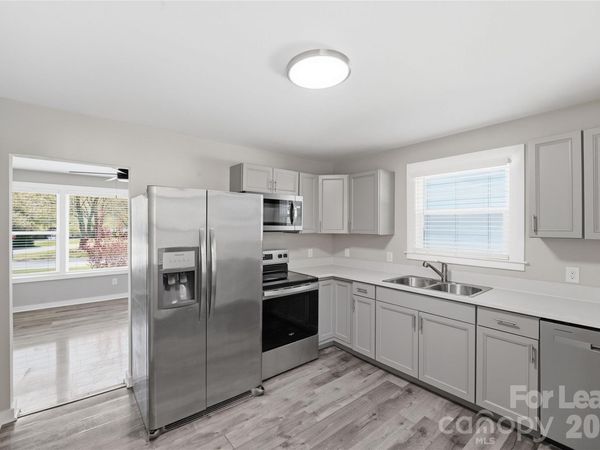 2301 Shamrock Drive, Charlotte, NC 28205