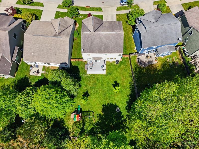 4706 Hassman Court, Cincinnati, OH 45223 Photo 2