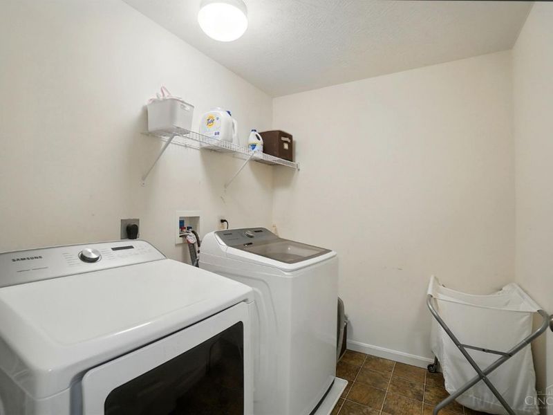 4706 Hassman Court, Cincinnati, OH 45223 Photo 54